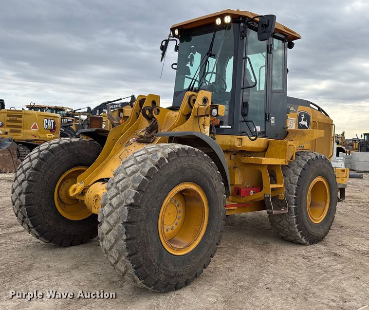 image for item EJ3342 2019 John Deere 544L wheel loader