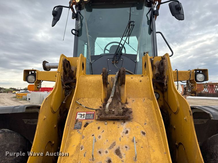 image for item EJ3342 2019 John Deere 544L wheel loader