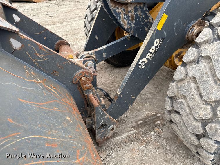 image for item EJ3344 2018 John Deere 624K-II wheel loader