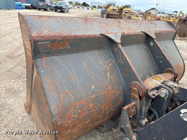 image for item EJ3344 2018 John Deere 624K-II wheel loader