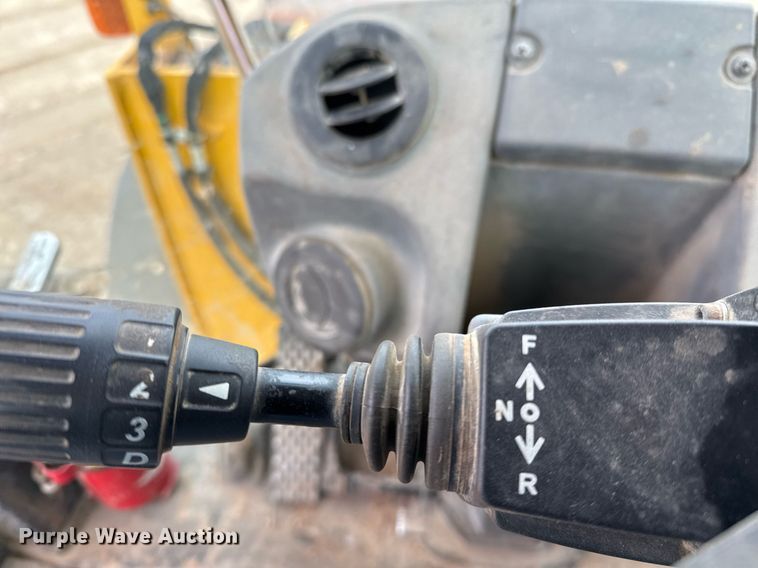 image for item EJ3344 2018 John Deere 624K-II wheel loader