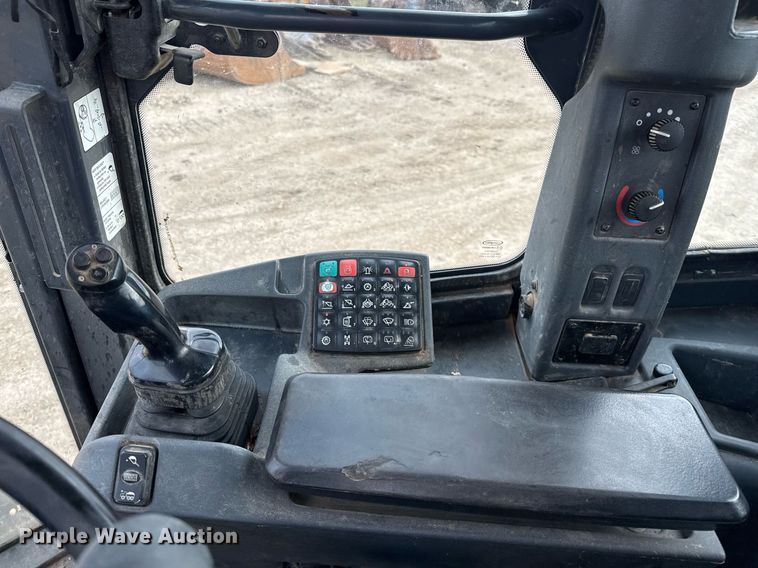 image for item EJ3344 2018 John Deere 624K-II wheel loader