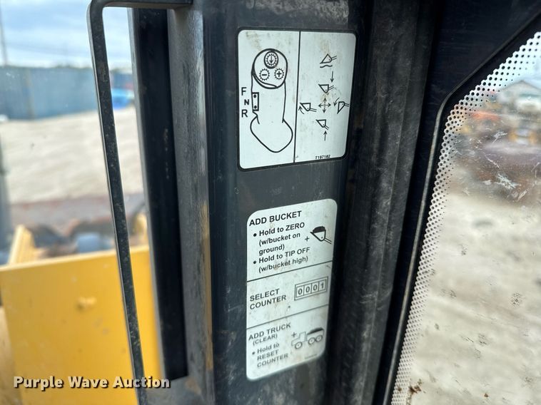 image for item EJ3344 2018 John Deere 624K-II wheel loader