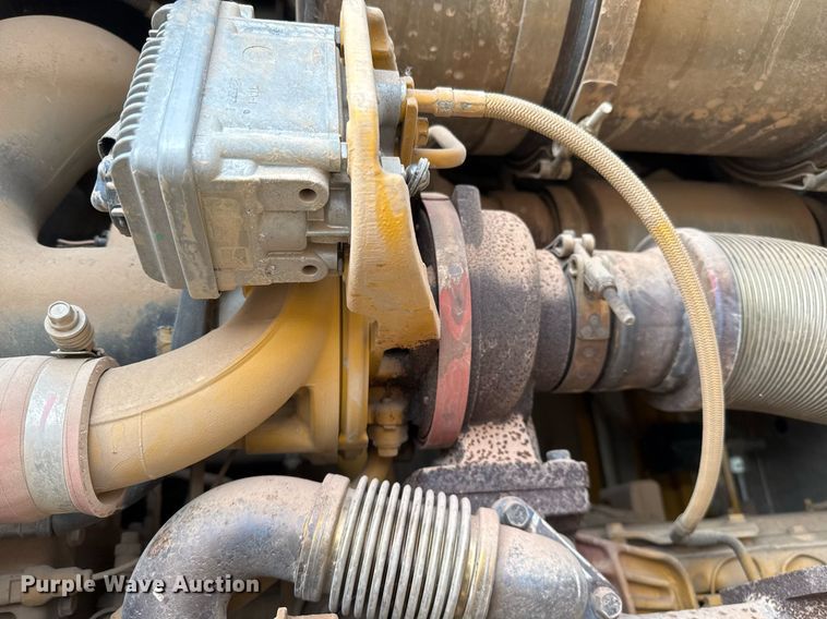 image for item EJ3344 2018 John Deere 624K-II wheel loader