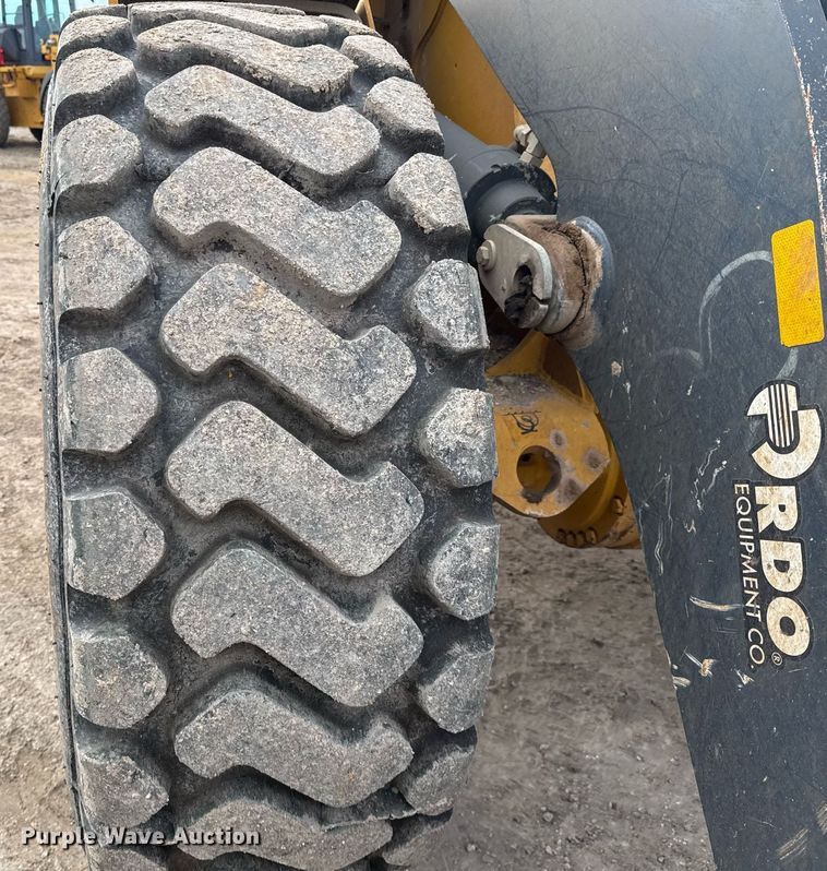 image for item EJ3344 2018 John Deere 624K-II wheel loader