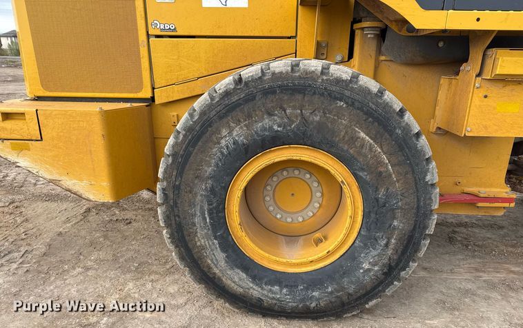 image for item EJ3344 2018 John Deere 624K-II wheel loader