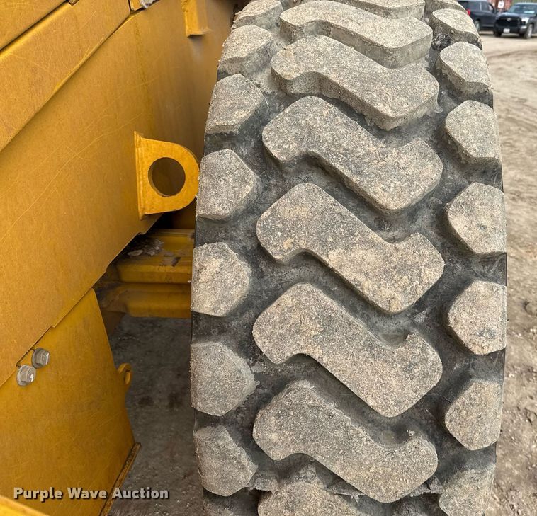 image for item EJ3344 2018 John Deere 624K-II wheel loader