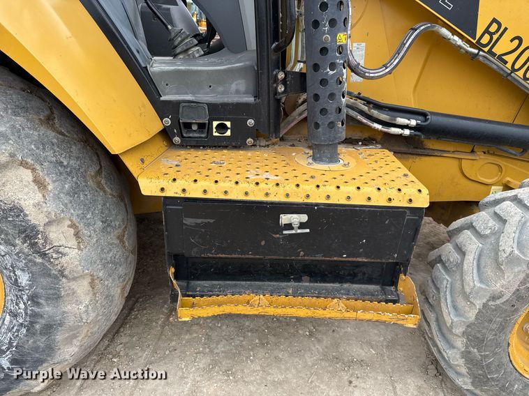 image for item EJ3356 2019 Caterpillar 416F2 backhoe