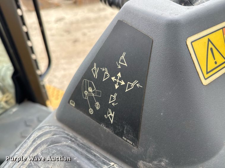 image for item EJ3356 2019 Caterpillar 416F2 backhoe