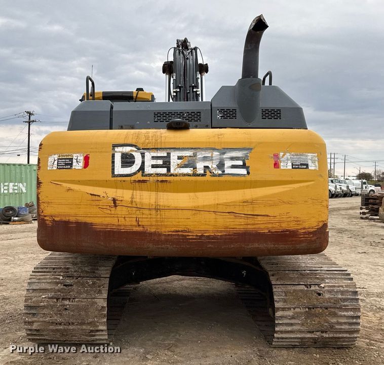 image for item EJ3358 2018 John Deere 210G LC excavator