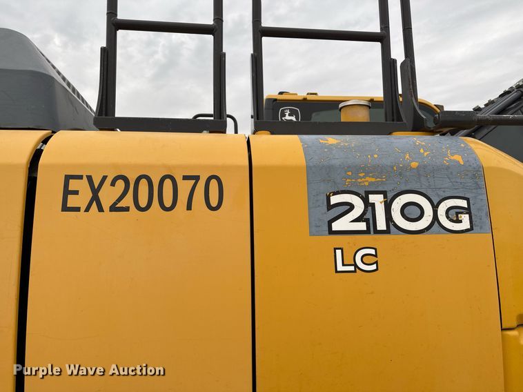 image for item EJ3358 2018 John Deere 210G LC excavator