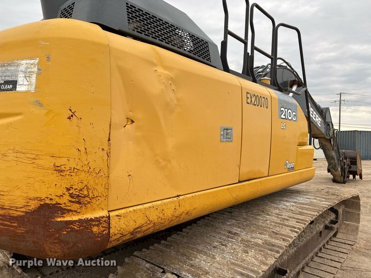 image for item EJ3358 2018 John Deere 210G LC excavator