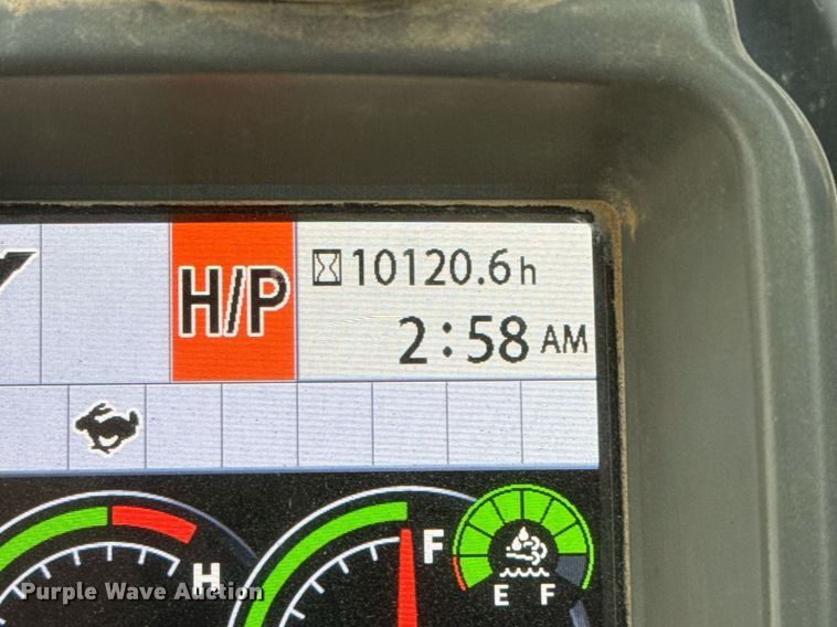 image for item EJ3358 2018 John Deere 210G LC excavator