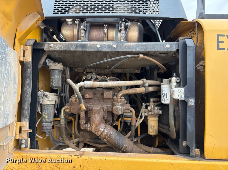 image for item EJ3358 2018 John Deere 210G LC excavator