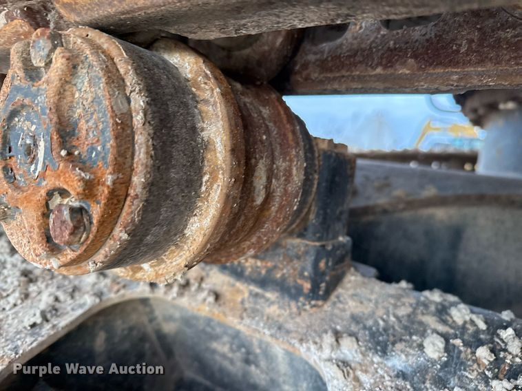 image for item EJ3358 2018 John Deere 210G LC excavator