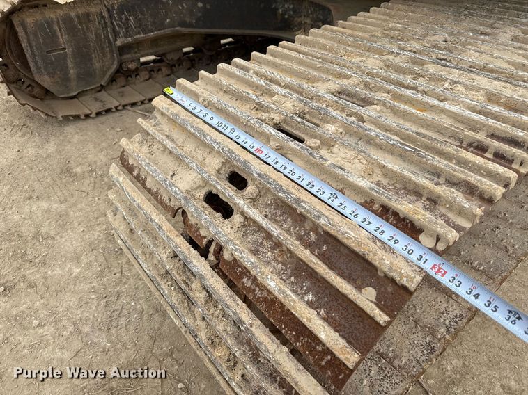 image for item EJ3358 2018 John Deere 210G LC excavator