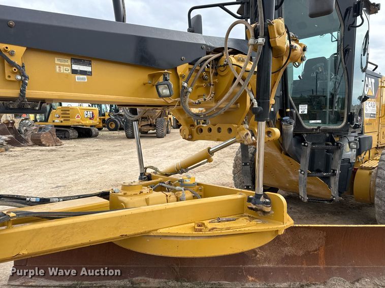 image for item EJ3360 2016 Caterpillar 140M3 motor grader