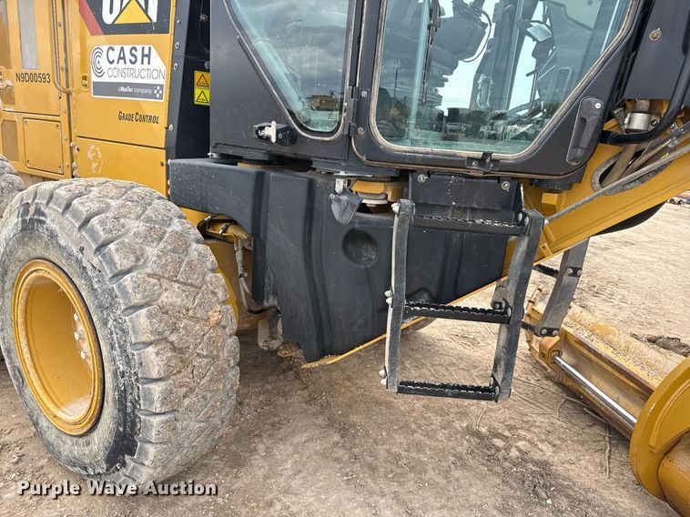 image for item EJ3360 2016 Caterpillar 140M3 motor grader