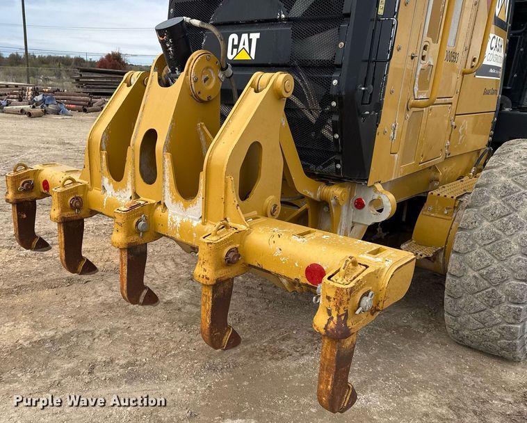 image for item EJ3360 2016 Caterpillar 140M3 motor grader