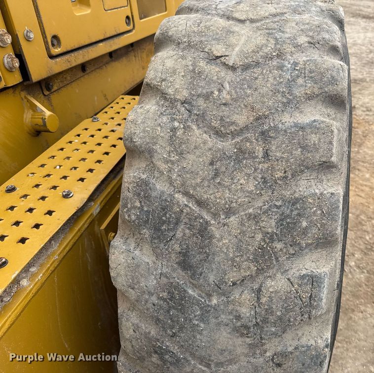 image for item EJ3360 2016 Caterpillar 140M3 motor grader