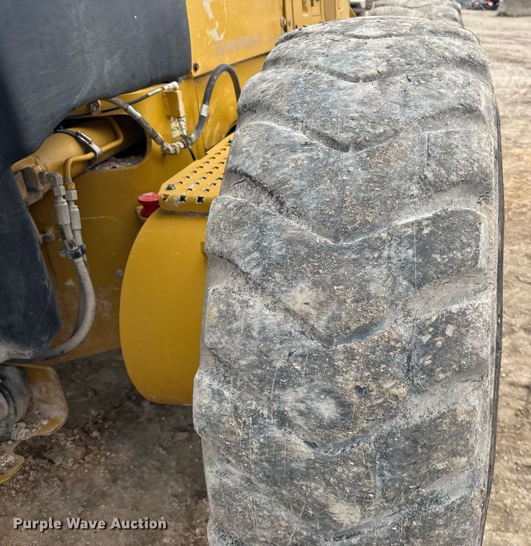 image for item EJ3360 2016 Caterpillar 140M3 motor grader