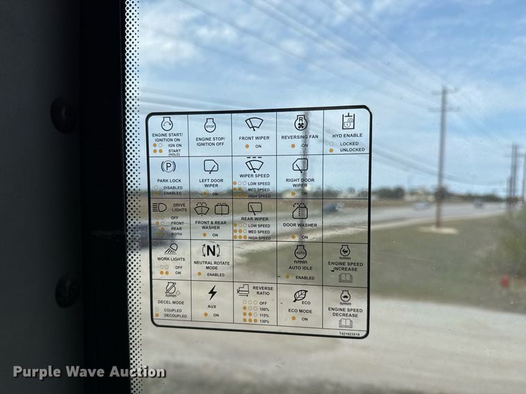 image for item EJ3361 2020 John Deere 850L dozer