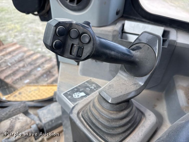 image for item EJ3361 2020 John Deere 850L dozer