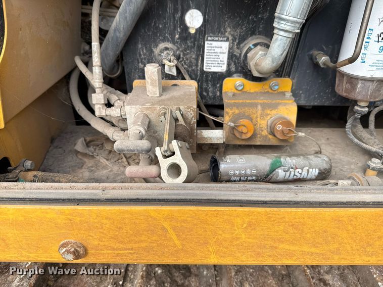 image for item EJ3361 2020 John Deere 850L dozer