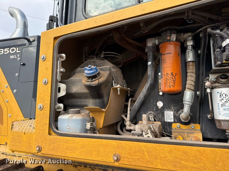 image for item EJ3361 2020 John Deere 850L dozer