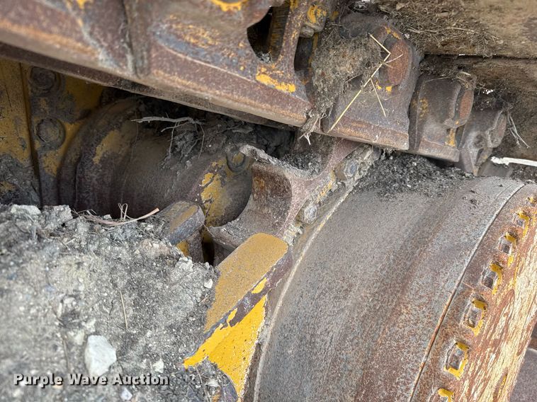 image for item EJ3361 2020 John Deere 850L dozer