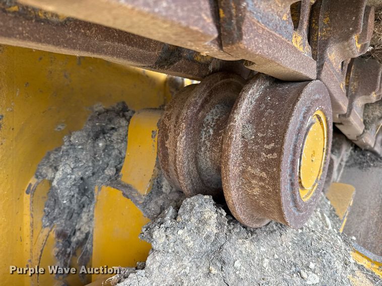 image for item EJ3361 2020 John Deere 850L dozer