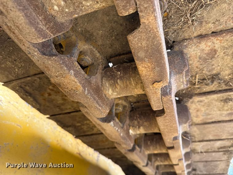 image for item EJ3361 2020 John Deere 850L dozer