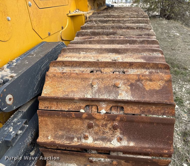 image for item EJ3361 2020 John Deere 850L dozer