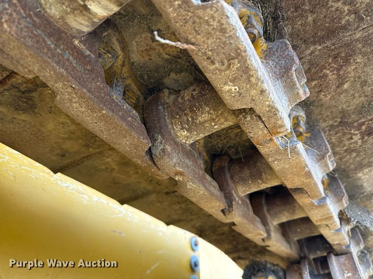 image for item EJ3361 2020 John Deere 850L dozer