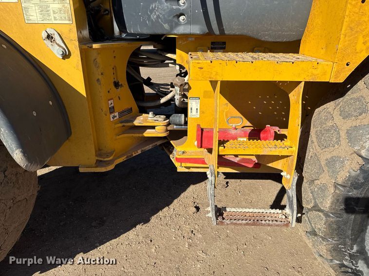 image for item EJ3370 2018 John Deere 544K-II loader