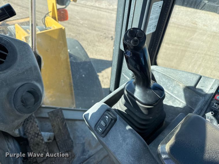 image for item EJ3370 2018 John Deere 544K-II loader