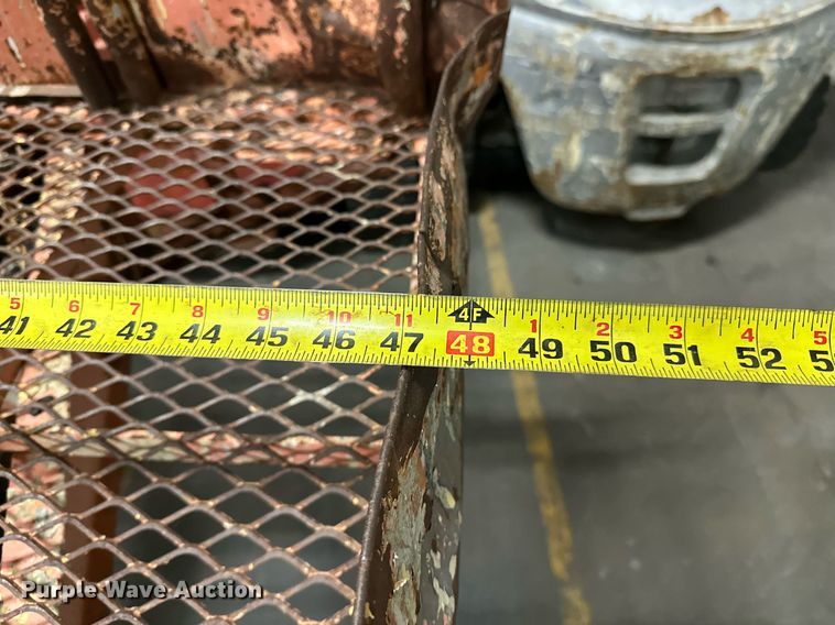 image for item EJ5125 1988 JLG 45H boom lift