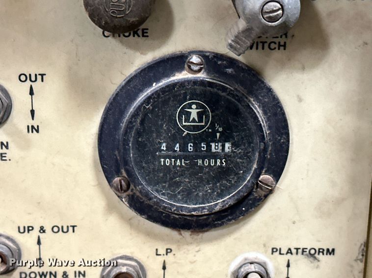 image for item EJ5125 1988 JLG 45H boom lift