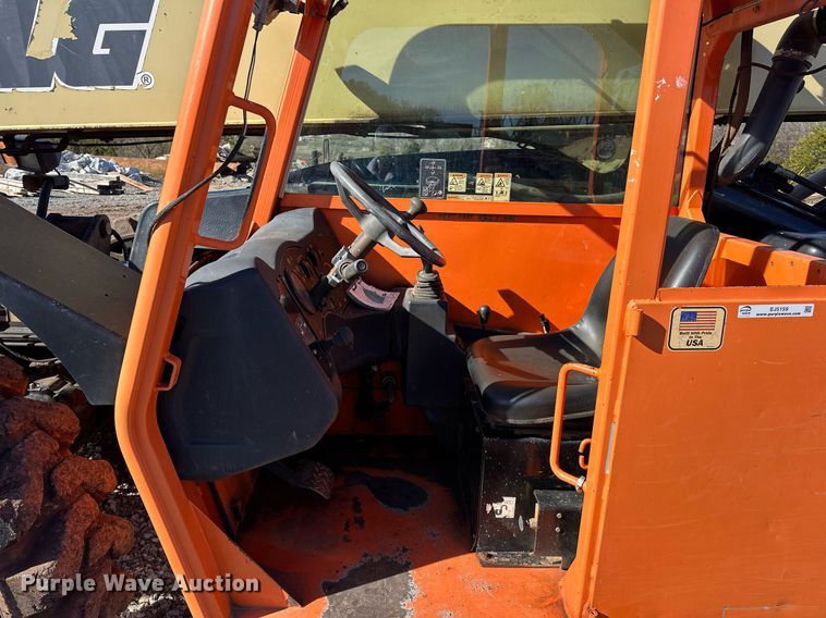 image for item EJ5159 2015 JLG G10-43A telehandler
