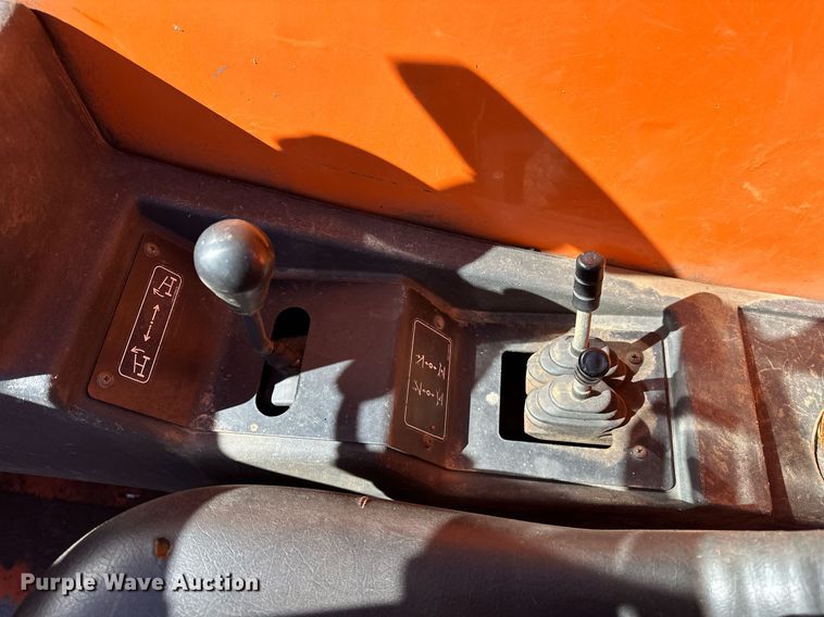 image for item EJ5159 2015 JLG G10-43A telehandler