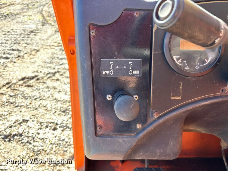 image for item EJ5159 2015 JLG G10-43A telehandler