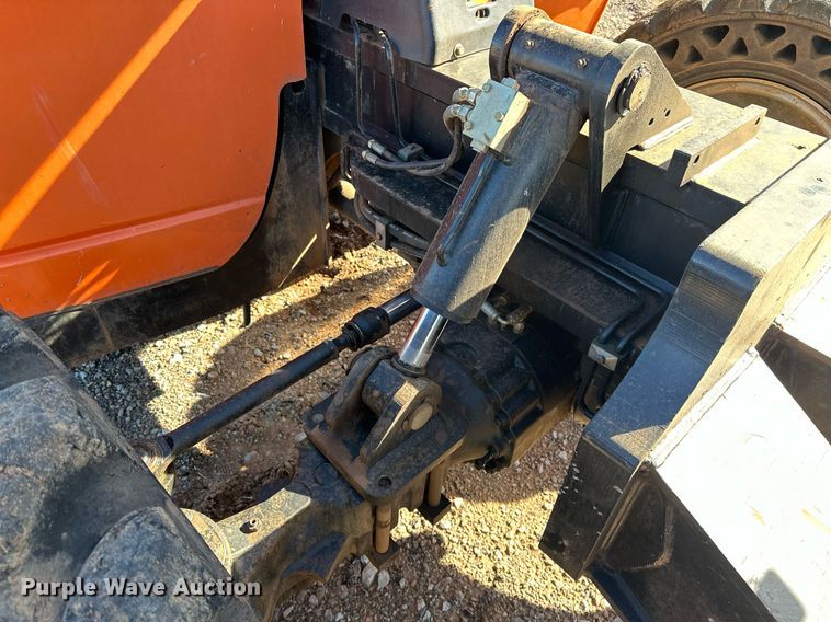 image for item EJ5160 2014 JLG G10-43A telehandler