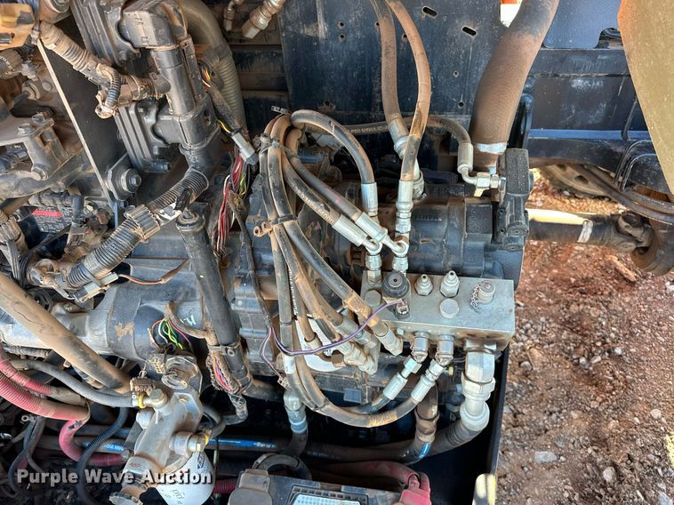 image for item EJ5160 2014 JLG G10-43A telehandler