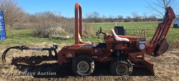 image for item EK2425 Ditch Witch 2310 trencher