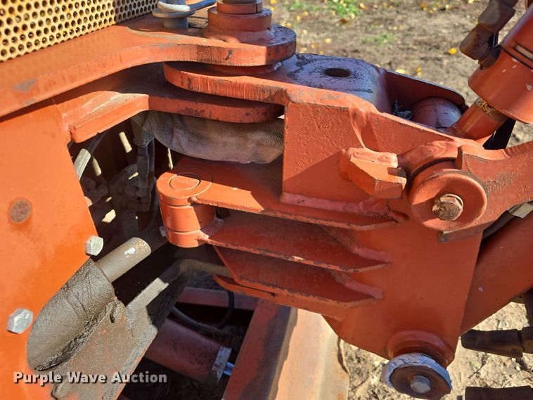 image for item EK2425 Ditch Witch 2310 trencher