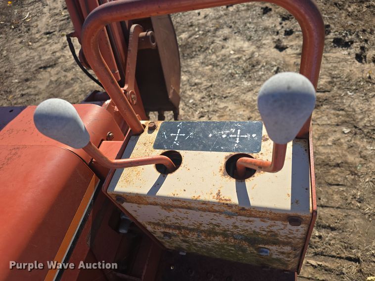 image for item EK2425 Ditch Witch 2310 trencher