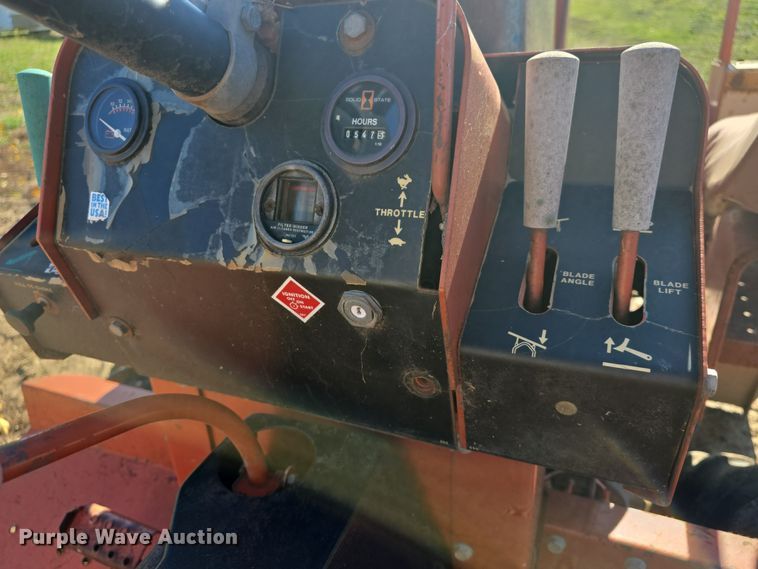 image for item EK2425 Ditch Witch 2310 trencher