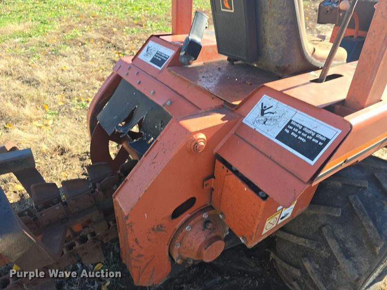 image for item EK2425 Ditch Witch 2310 trencher