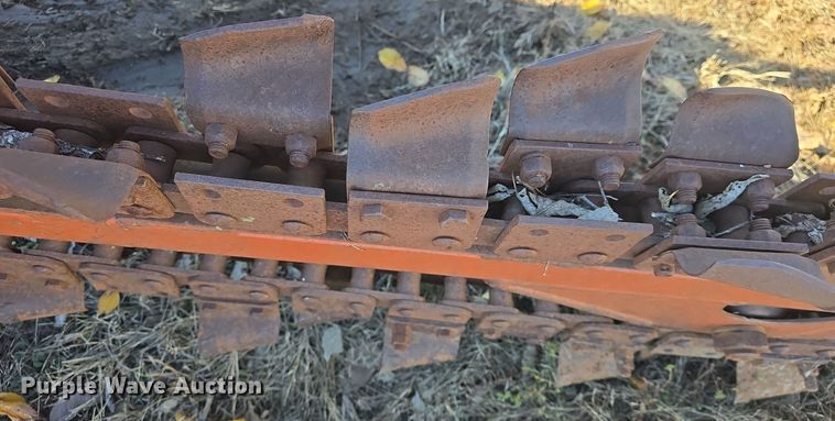 image for item EK2425 Ditch Witch 2310 trencher