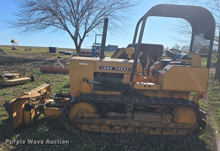 image for item EK2428 1976 John Deere  350CE dozer